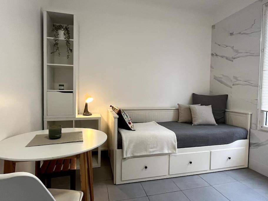 Charmant Studio Parisien Au Coeur Du 15E Arrondissement 외부 사진