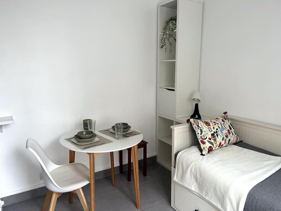 Charmant Studio Parisien Au Coeur Du 15E Arrondissement 외부 사진